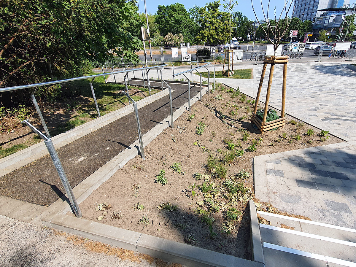 Vorplatzsanierung am Fennpfuhlpark in Berlin-Lichtenberg Vorplatzsanierung am Fennpfuhlpark in Berlin-Lichtenberg